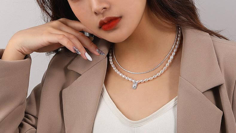 Luxury Layered Shining Pearl Necklace Pendant Necklace Zircon